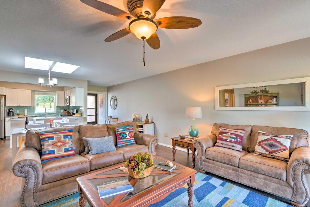 Bright Ruidoso Condo With Deck And Golf Course Views! 외부 사진