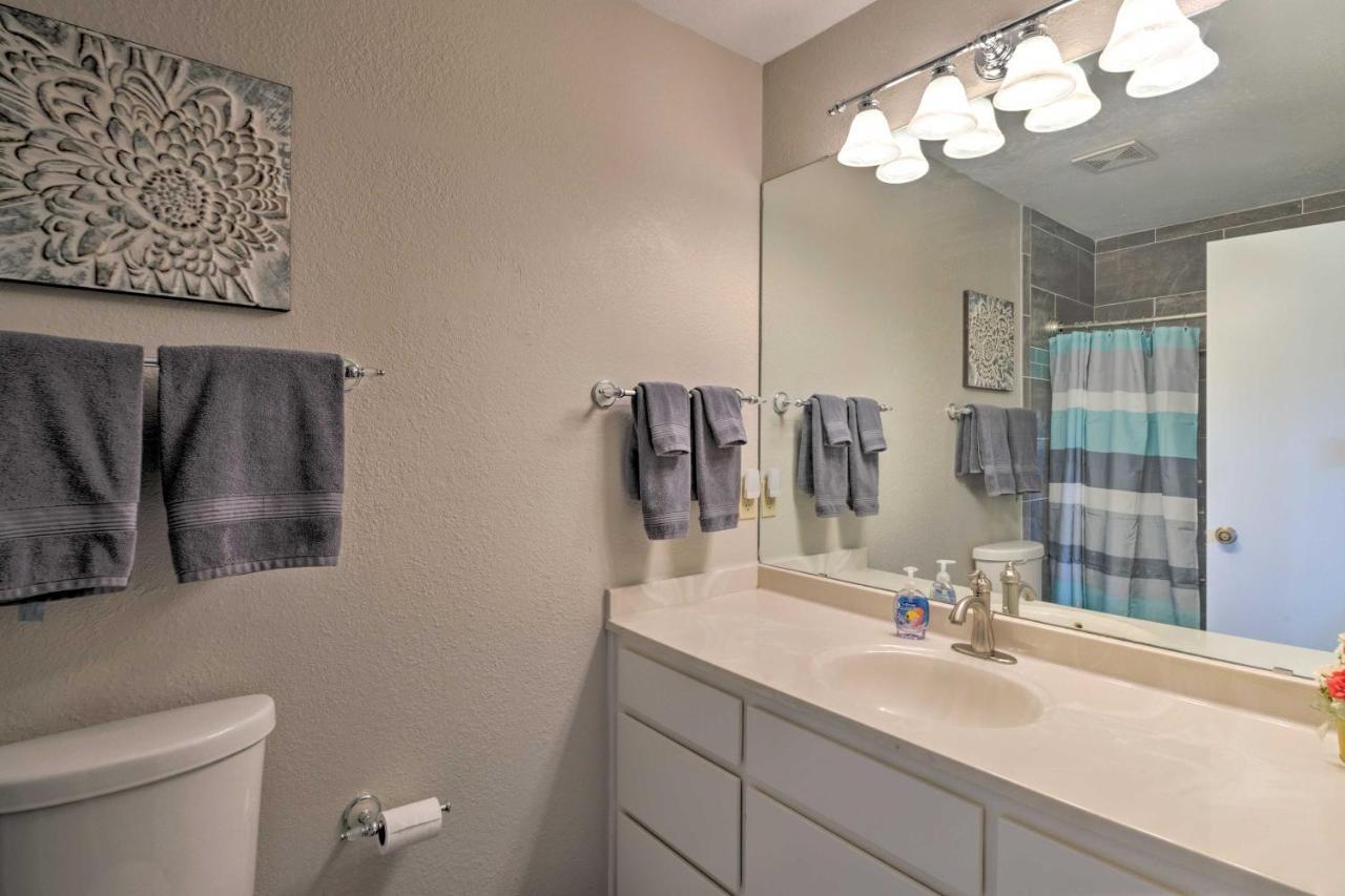 Bright Ruidoso Condo With Deck And Golf Course Views! 외부 사진